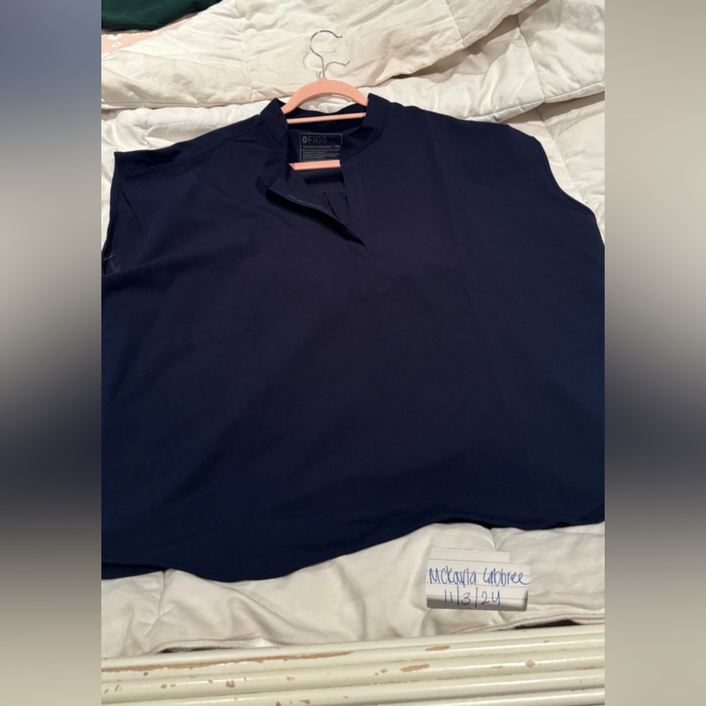 Navy figs scrubs